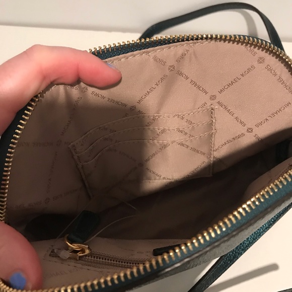 Michael Kors purse - Picture 7 of 7